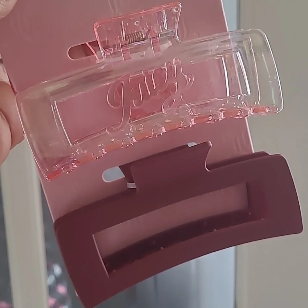 NWT Juicy Couture Mauve and Pink Hair Clips Set